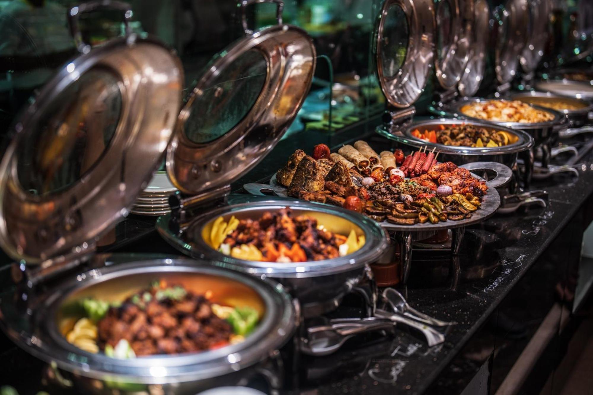 Holiday Inn Dhaka City Centre By Ihg Exteriör bild