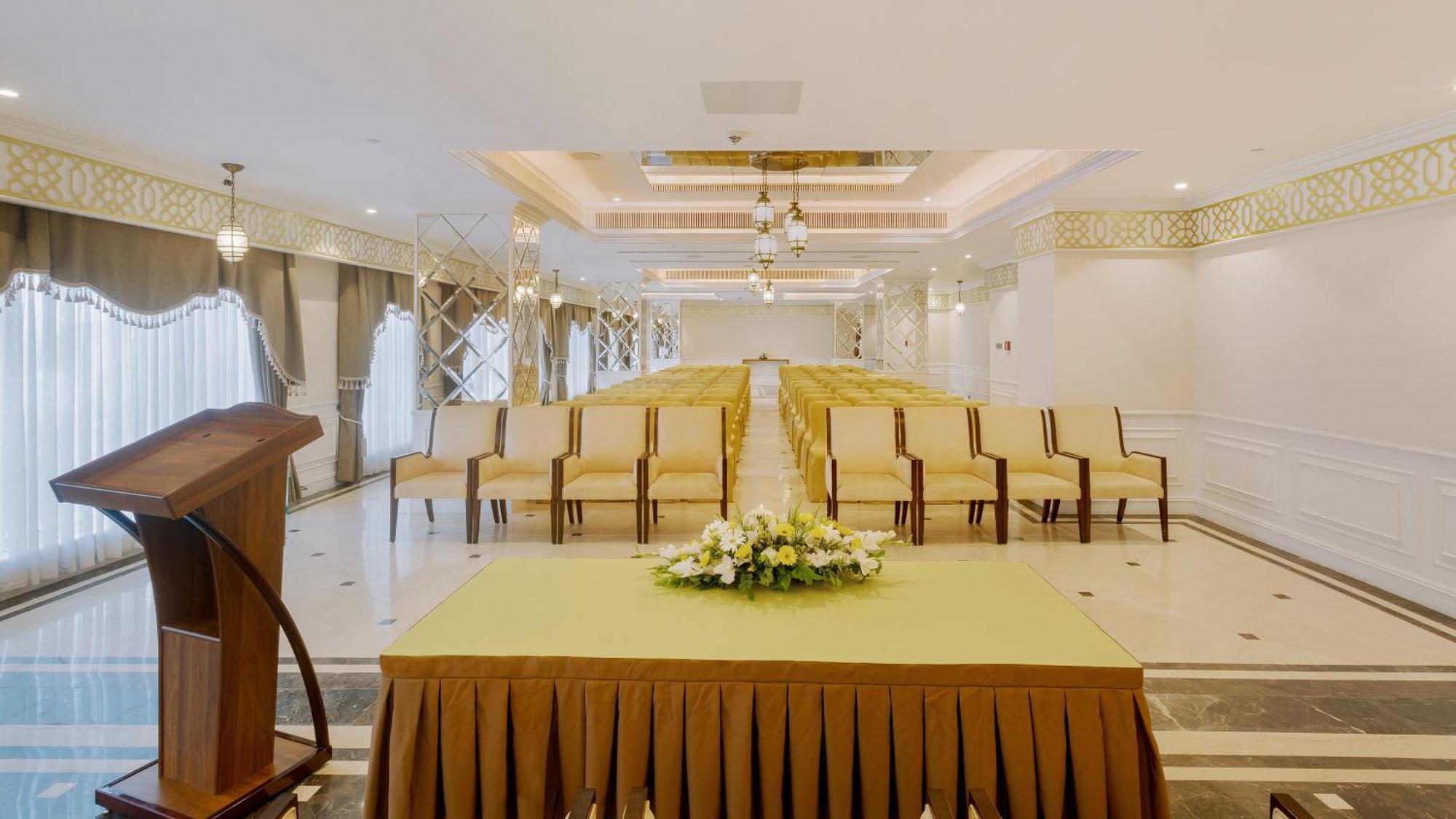 Holiday Inn Dhaka City Centre By Ihg Exteriör bild